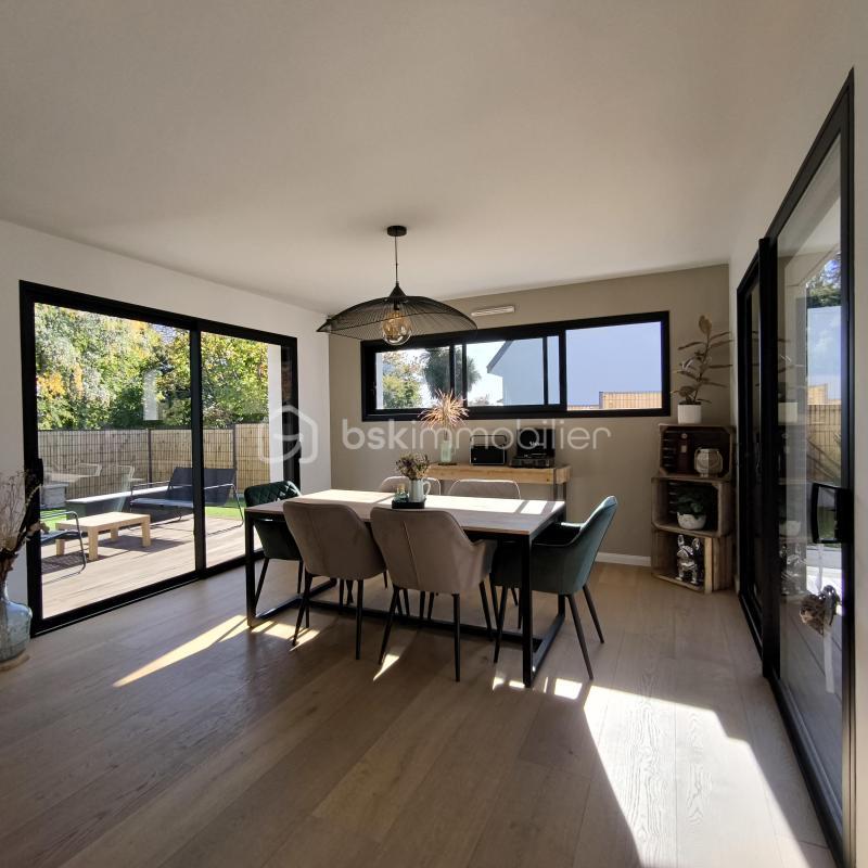 Maison - 144 m² - 6 pièces