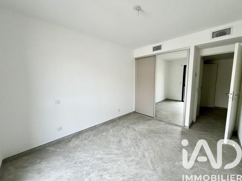 Appartement - 100 m² - 3 pièces