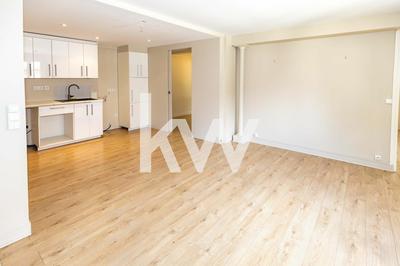 Maison - 287 m² - 8 pièces