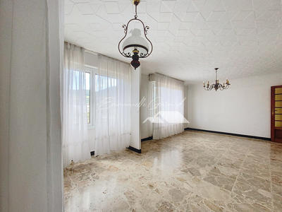 Appartement - 86 m² - 4 pièces