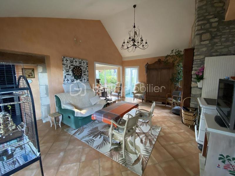 Maison ancienne - 246 m² - 9 pièces