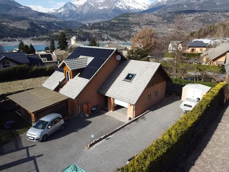 Maison - 93 m² - 4 pièces