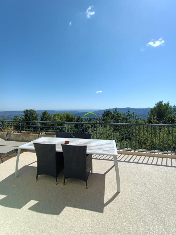 Maison - 154 m² - 6 pièces