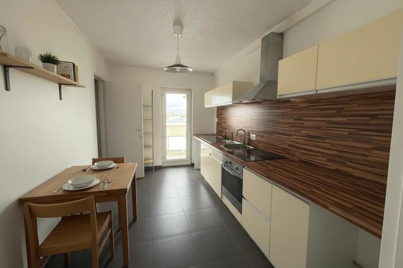 Appartement - 95 m² - 4 pièces