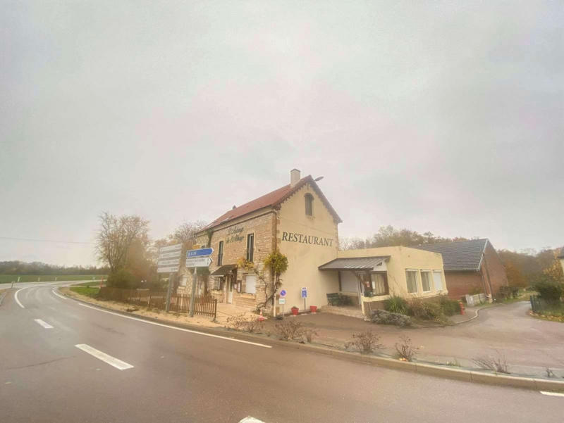 Local commercial - 381 m² - 11 pièces