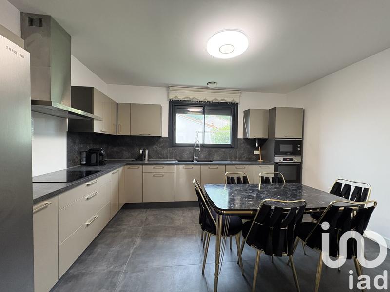 Maison - 151 m² - 4 pièces