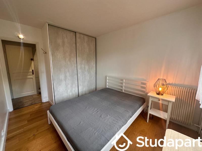 Chambre - 1 m² - 1 pièce