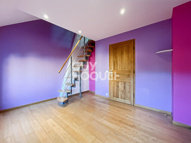 Maison - 178 m² - 7 pièces