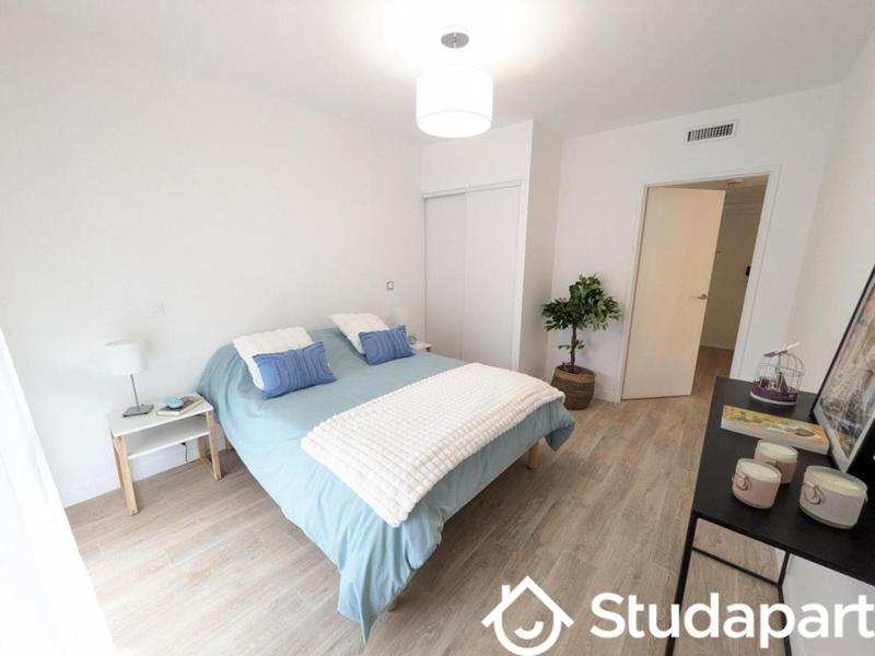 Chambre - 46 m² - 1 pièce