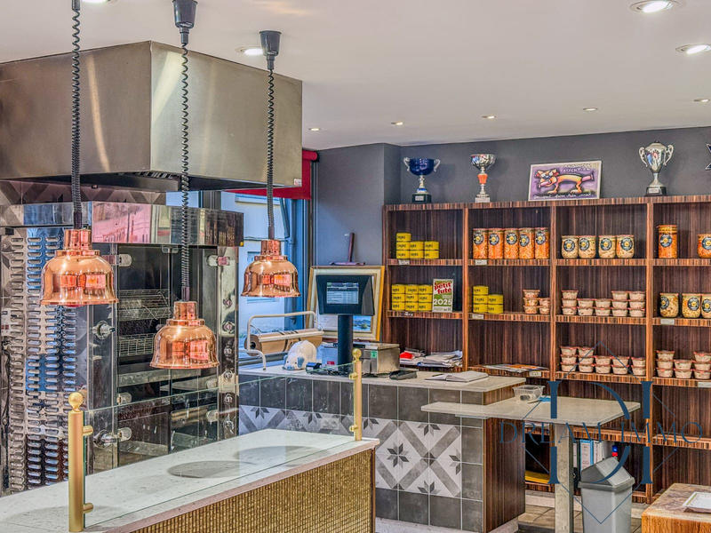 Fonds de commerce - 121 m²