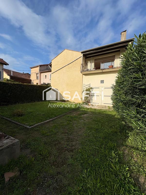 Maison - 192 m² - 9 pièces