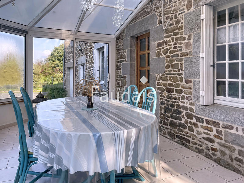 Maison - 128 m² - 8 pièces