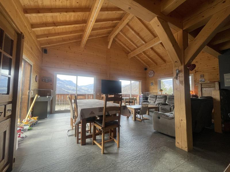 Châlet - 206 m² - 11 pièces
