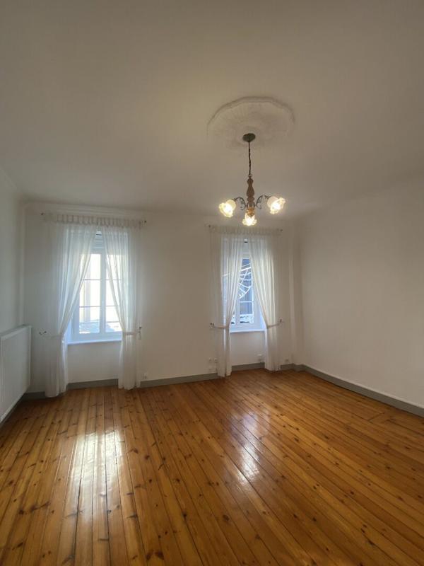 Appartement - 150 m² - 6 pièces