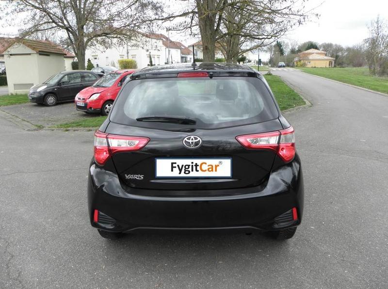 Toyota Yaris 1.5 Vvt-i 110 Ch Dynamic 5 portes - 6