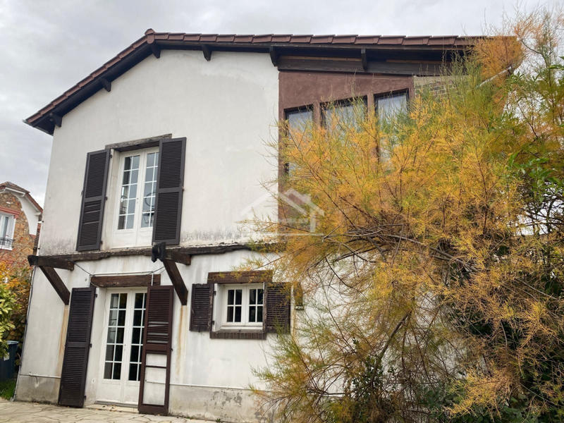 Maison - 111 m² - 5 pièces