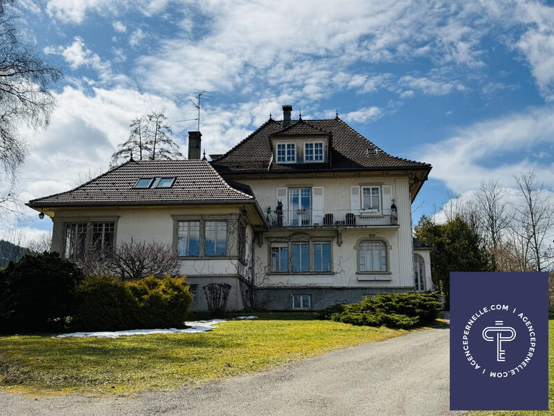 Maison - 160 m² - 6 pièces