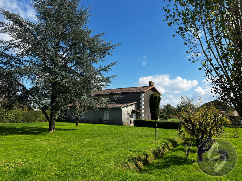 Maison - 111 m² - 5 pièces