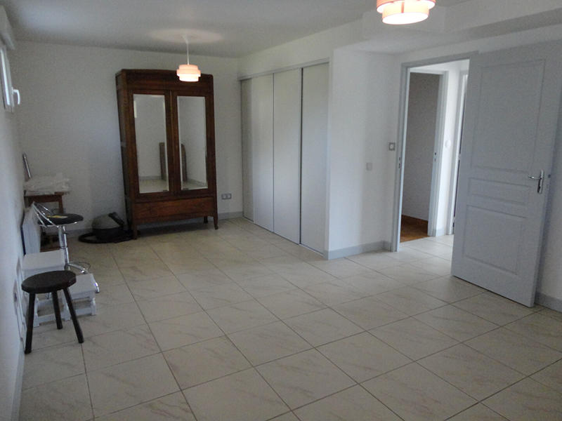 Maison - 215 m² - 7 pièces