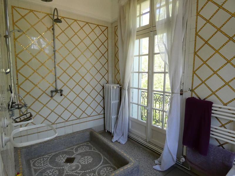 Château - 400 m² - 11 pièces