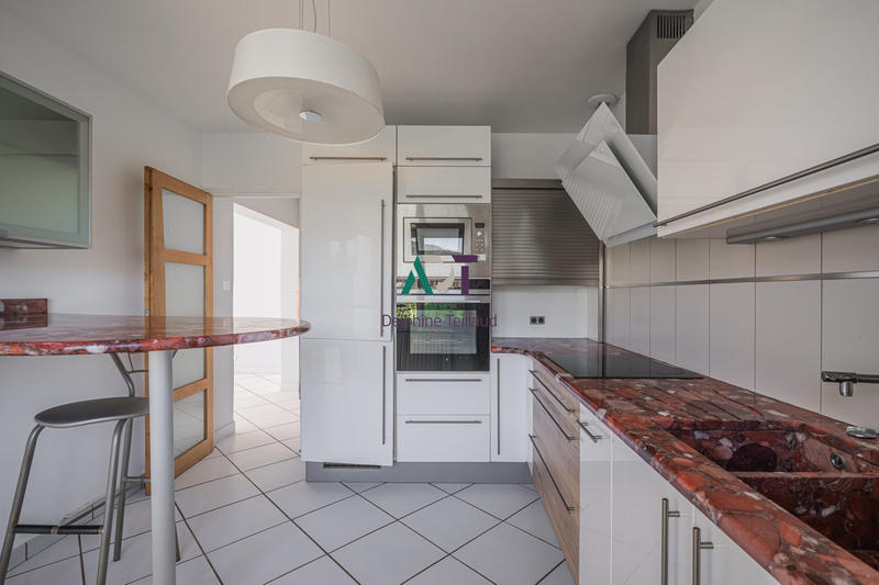 Maison - 155 m² - 6 pièces