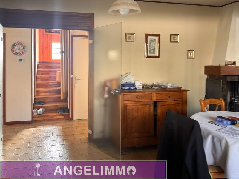 Maison - 104 m² - 6 pièces