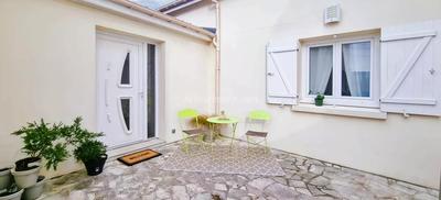 Maison - 93 m² - 5 pièces