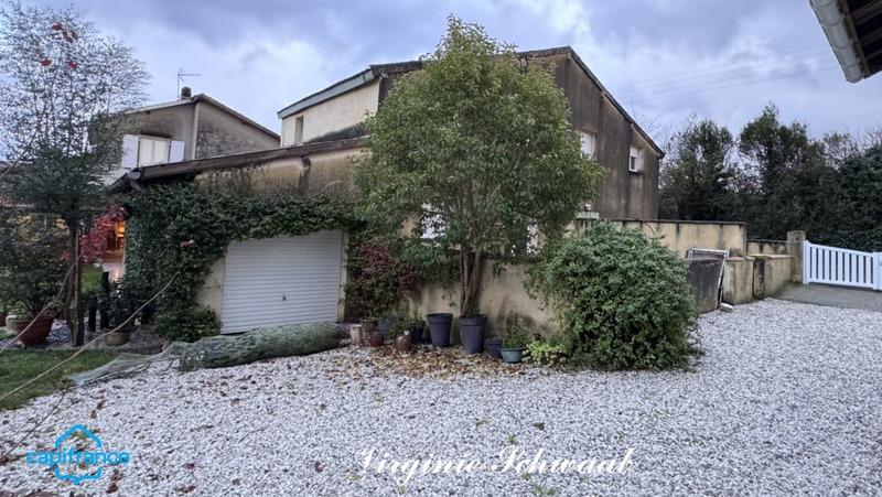 Maison - 261 m² - 7 pièces