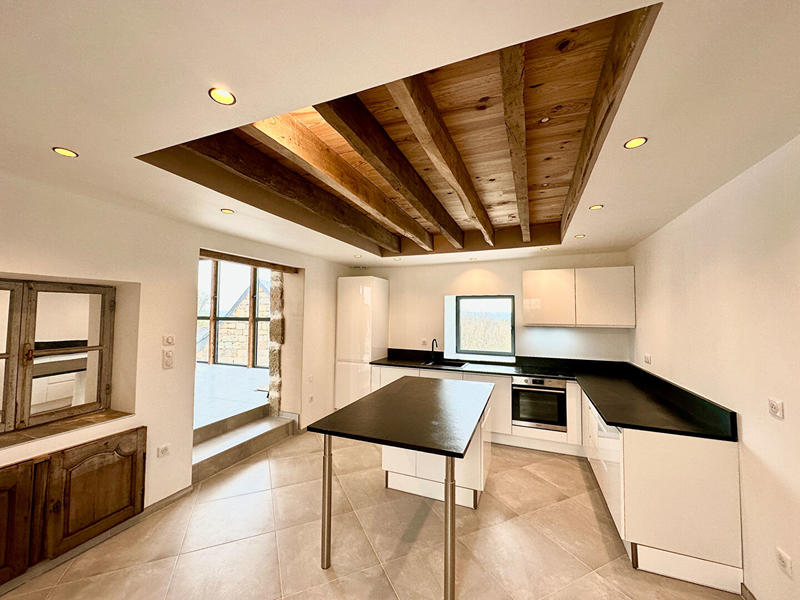 Maison - 170 m² - 7 pièces