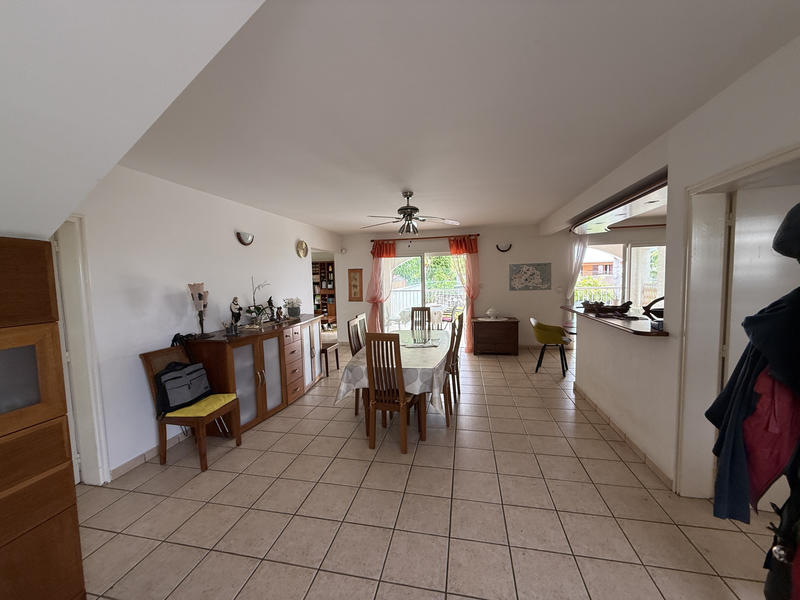 Maison - 181 m² - 1 pièce