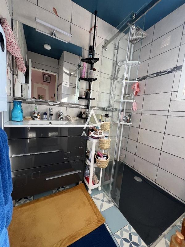 Maison - 120 m² - 8 pièces