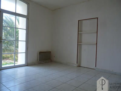 Appartement - 65 m² - 4 pièces