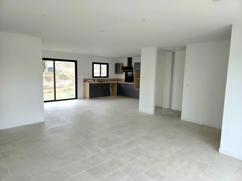 Maison - 101 m² - 4 pièces