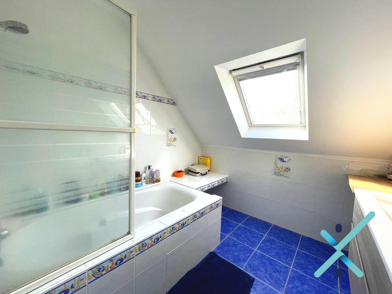 Maison contemporaine - 153 m² - 7 pièces