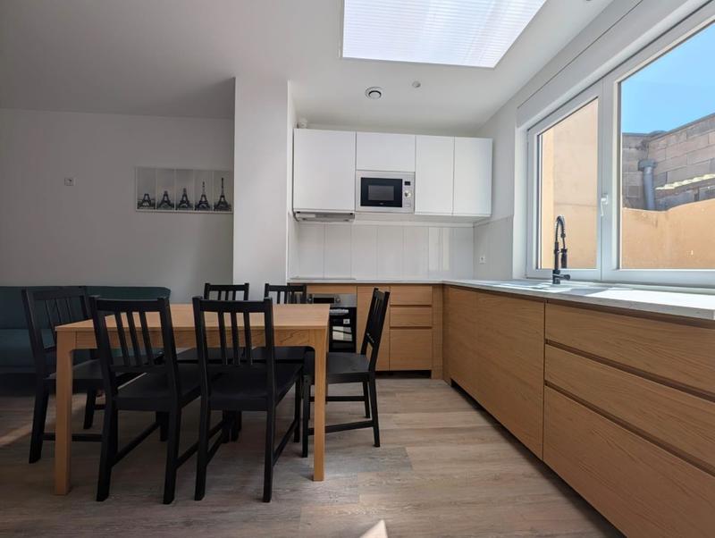 Maison - 84 m² - 6 pièces