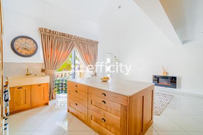 Maison - 110 m² - 3 pièces