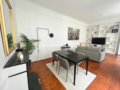 Loft - 55 m² - 2 pièces