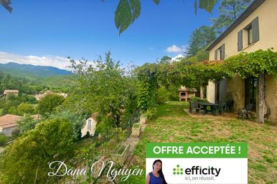 Maison - 152 m² - 6 pièces