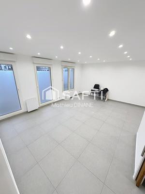 Bureau - 47 m² - 2 pièces