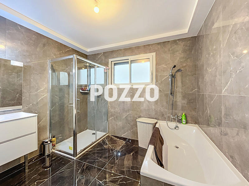 Maison - 114 m² - 6 pièces