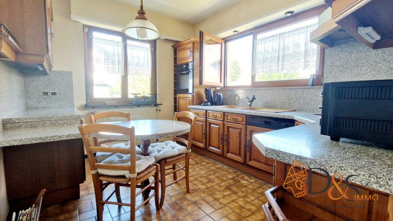 Maison - 95 m² - 5 pièces