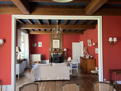 Maison - 408 m² - 13 pièces