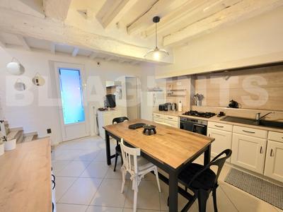 Maison - 84 m² - 3 pièces