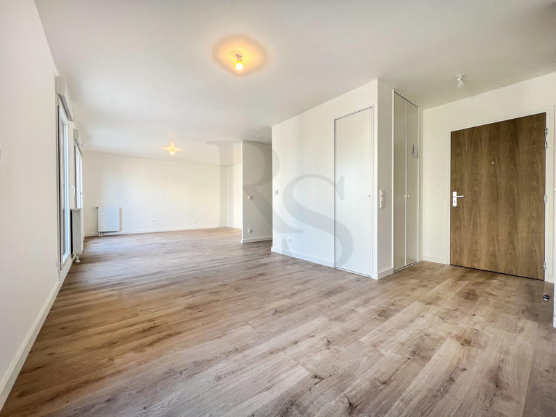 Appartement - 83 m² - 4 pièces