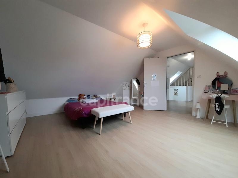 Maison - 163 m² - 5 pièces