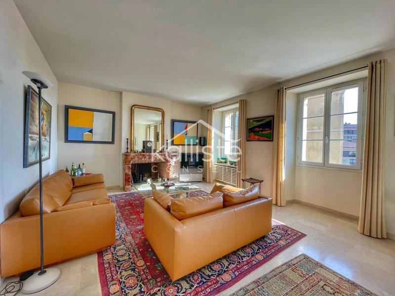 Appartement - 140 m² - 3 pièces