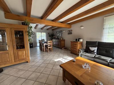 Maison - 165 m² - 6 pièces