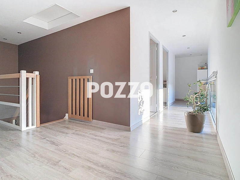 Maison - 173 m² - 7 pièces