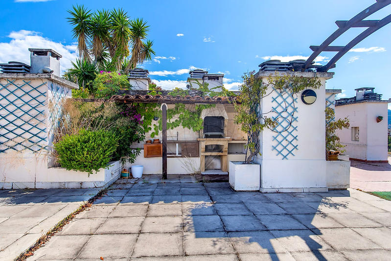 Appartement - 144 m² - 4 pièces