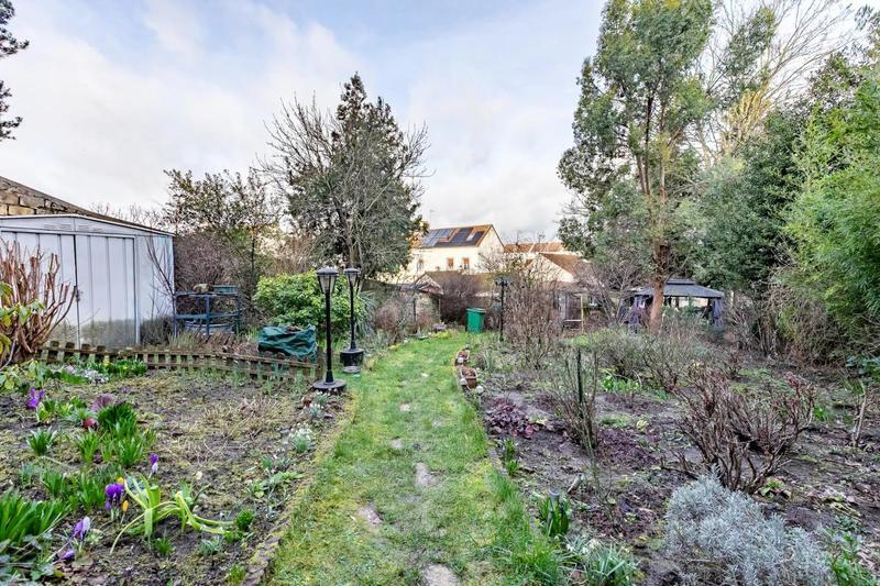 Maison - 171 m² - 10 pièces